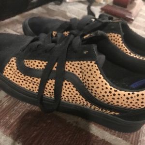 Vans Cheetah Lace-Up Women Sneakers